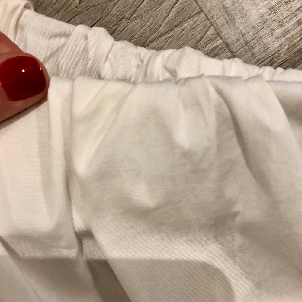Off shoulder white flirty top - Picture 4 of 7